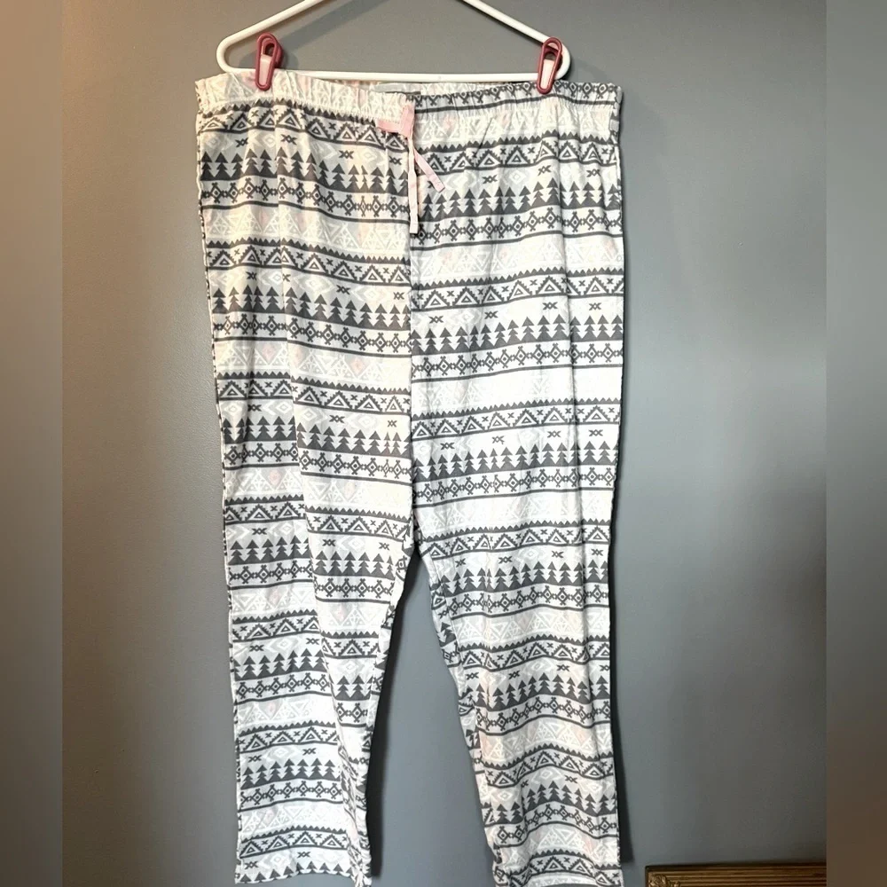Bearpaw Long Sleeve Cozy Pajama 2 Piece Set Womens‎ Sz 2x Pink/Grey SOFT & WARM